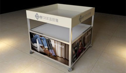 【联亿展示分享】如何鉴别好成品展柜上的质量